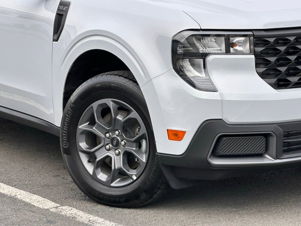 Used 2025 Ford Maverick XLT w/ XLT Luxury Package image 2