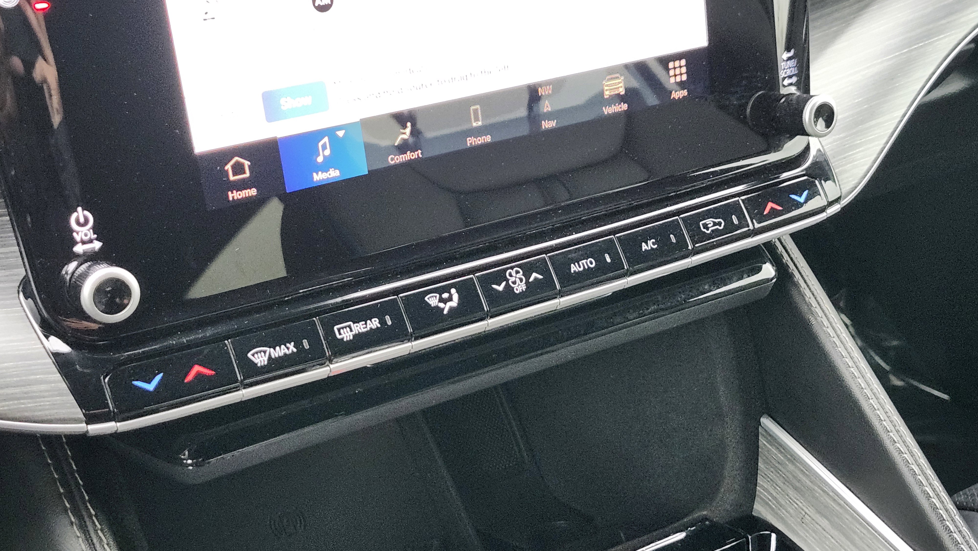 Used 2024 Jeep Wagoneer L Series II w/ Flexible Seating Group image 29