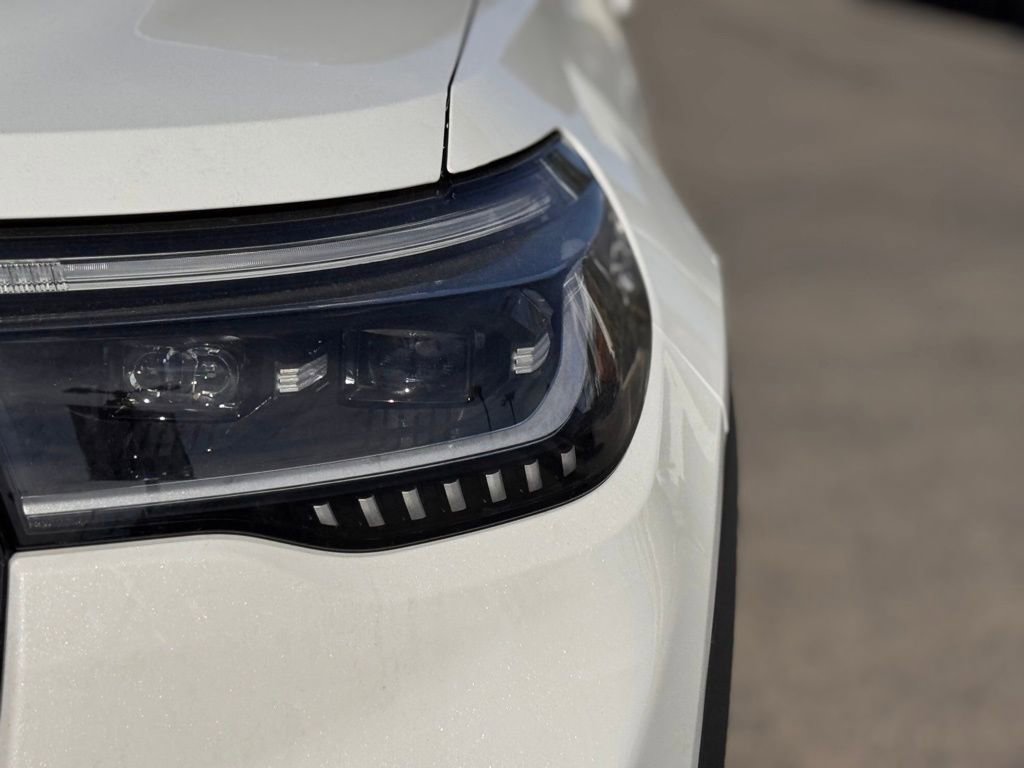 New 2026 Ford Explorer Platinum image 8