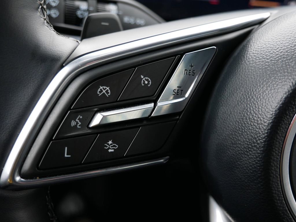 Used 2025 Buick Enclave Preferred image 23