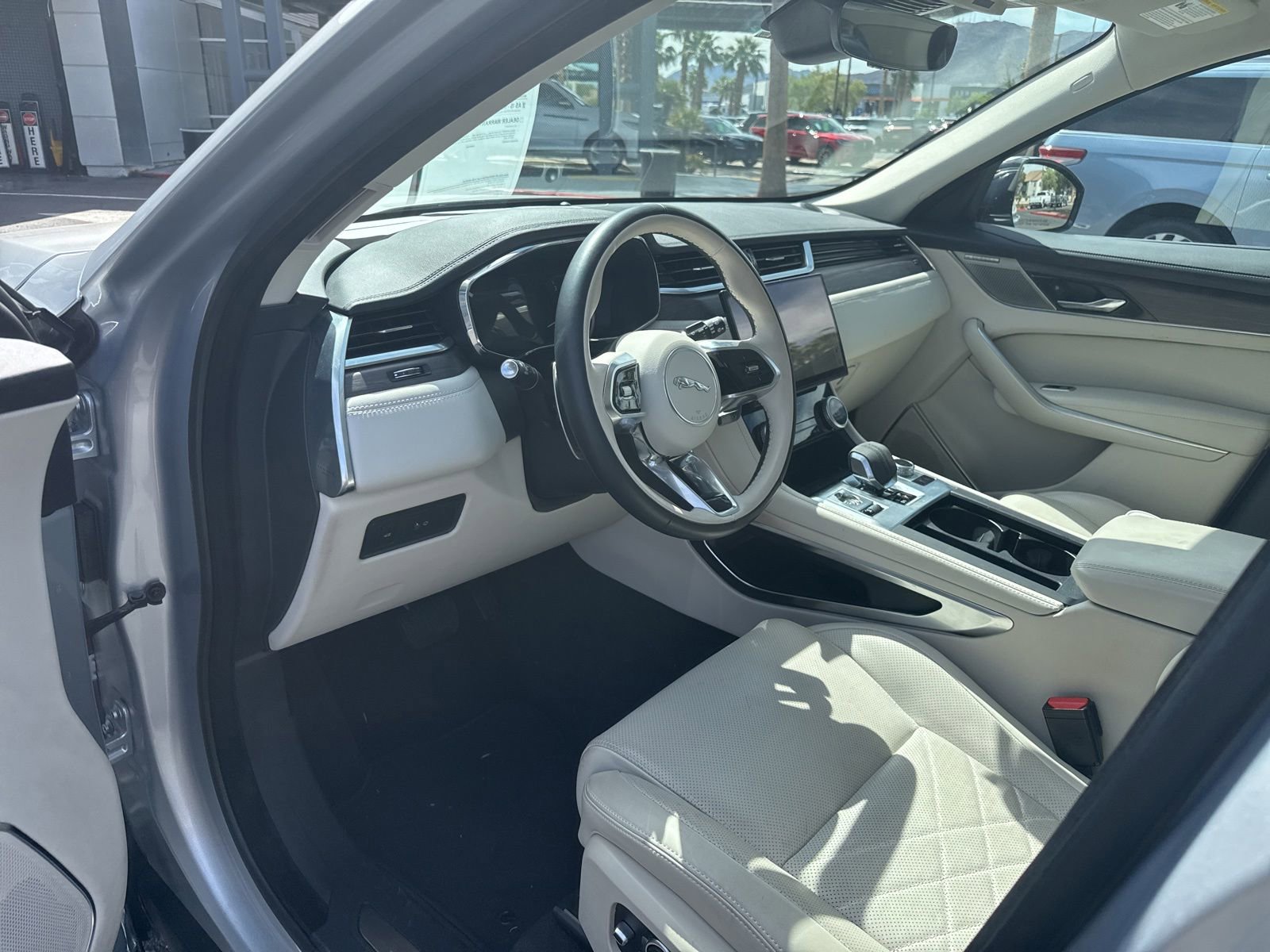 Used 2023 Jaguar F-PACE S AWD/4WD image 9