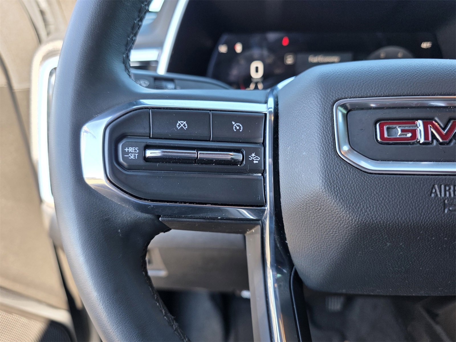 Used 2024 GMC Canyon Elevation w/ Convenience Package image 24