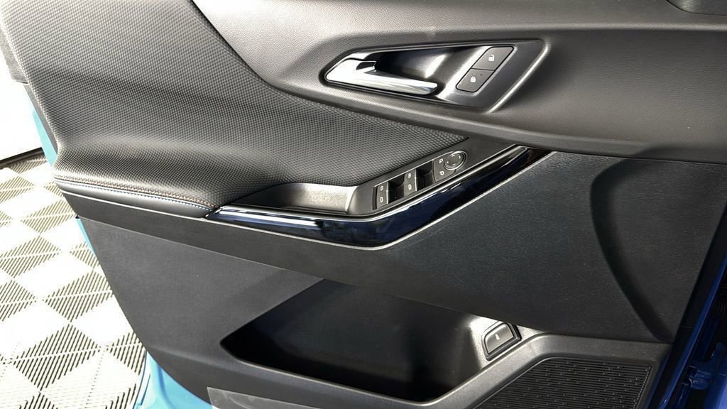 New 2025 Chevrolet Equinox RS w/ Safety and Technology Package image 23