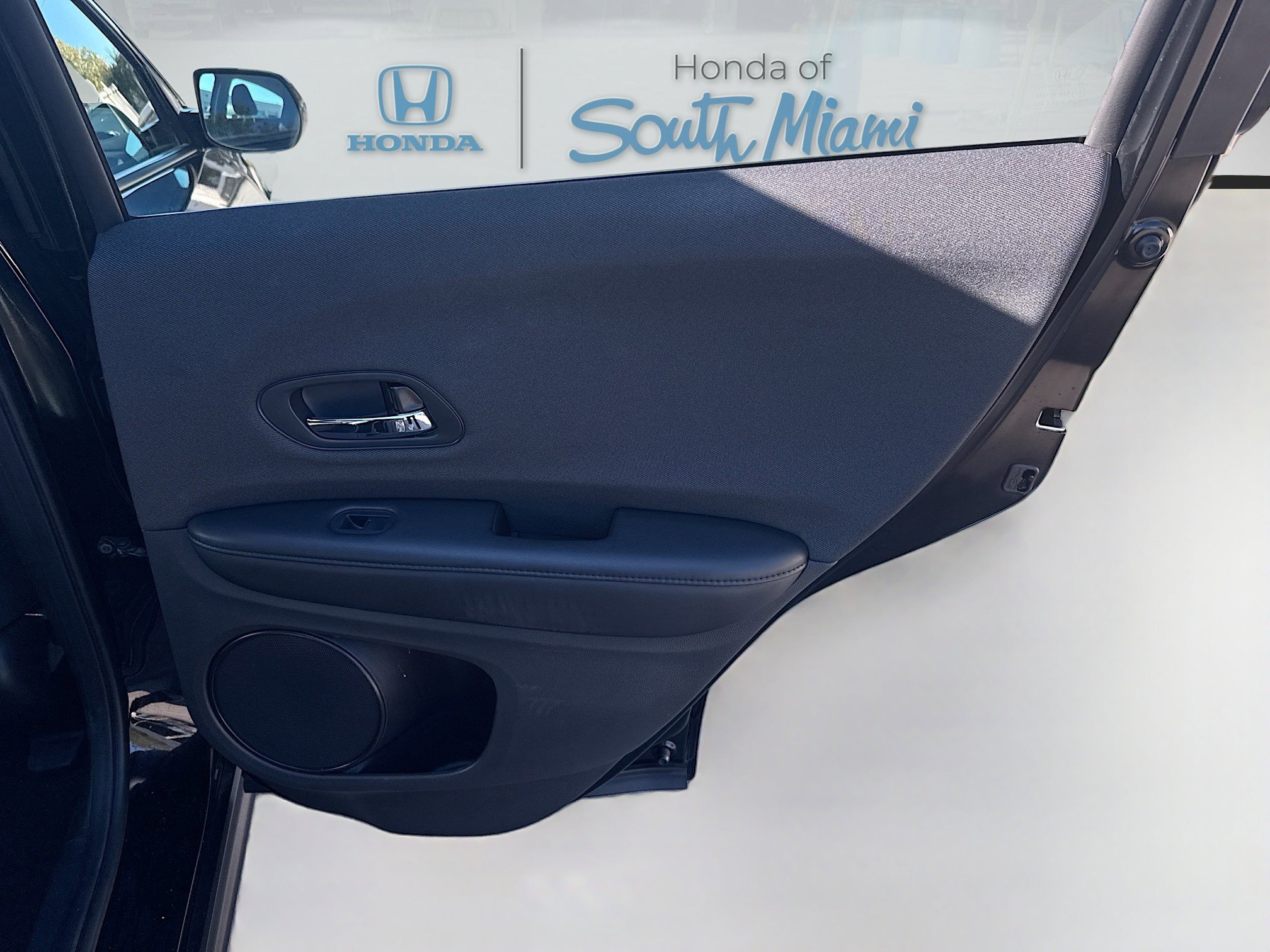 Certified 2022 Honda HR-V LX image 29