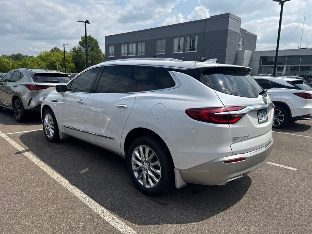 Used 2021 Buick Enclave Premium w/ Surround and Sites Package AWD/4WD image 17