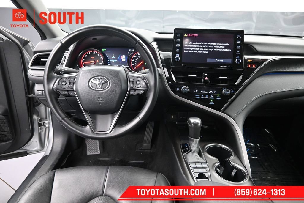 Used 2024 Toyota Camry XSE FWD image 11