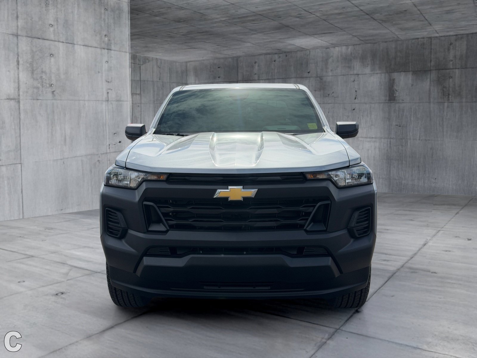 Used 2026 Chevrolet Colorado W/T RWD image 9