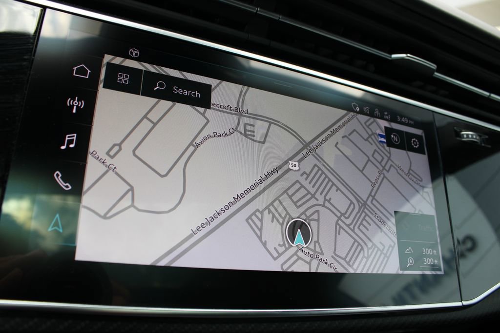 Used 2022 Audi RS Q8 AWD/4WD image 24