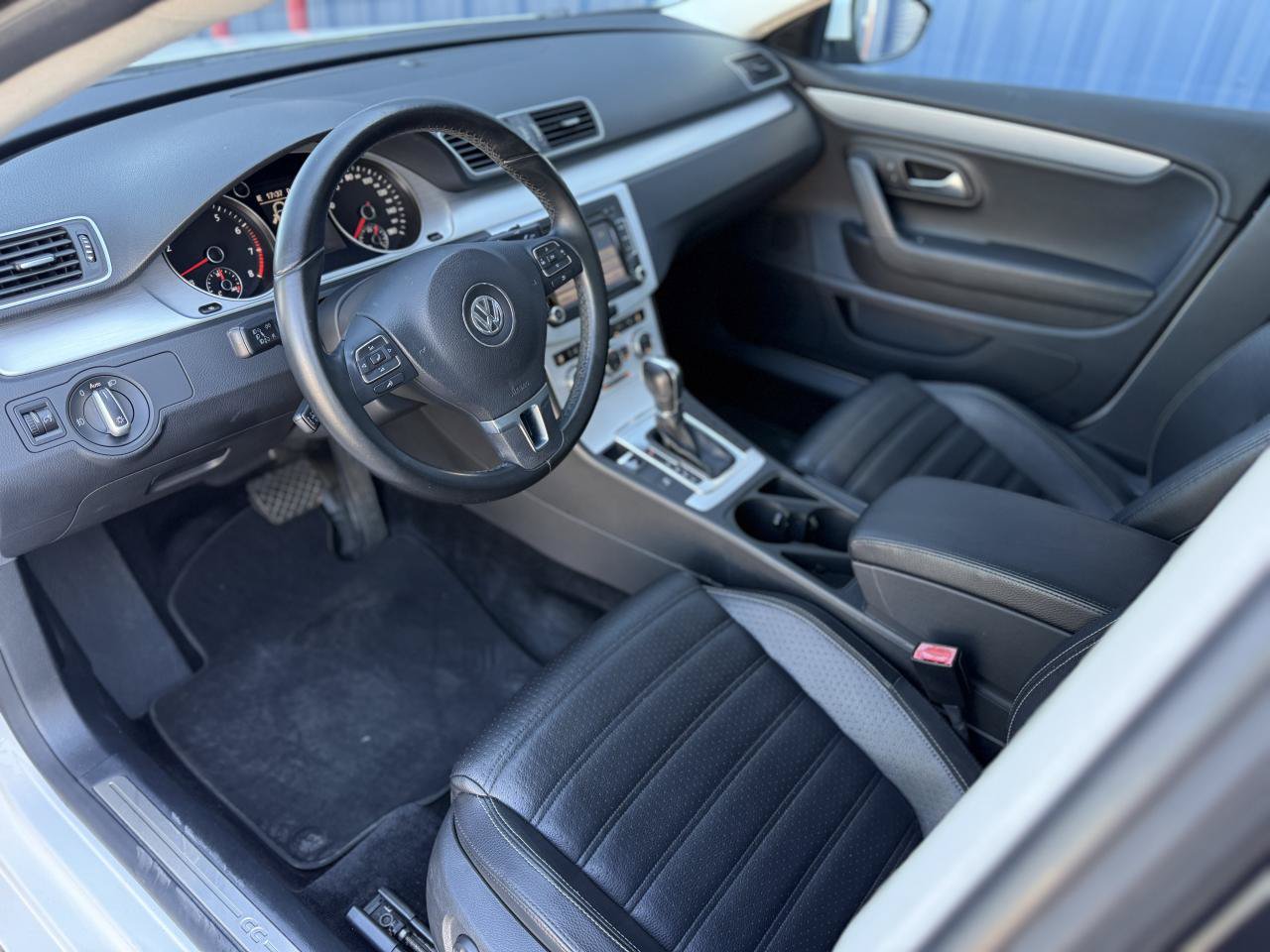Used 2013 Volkswagen CC Sport FWD image 10