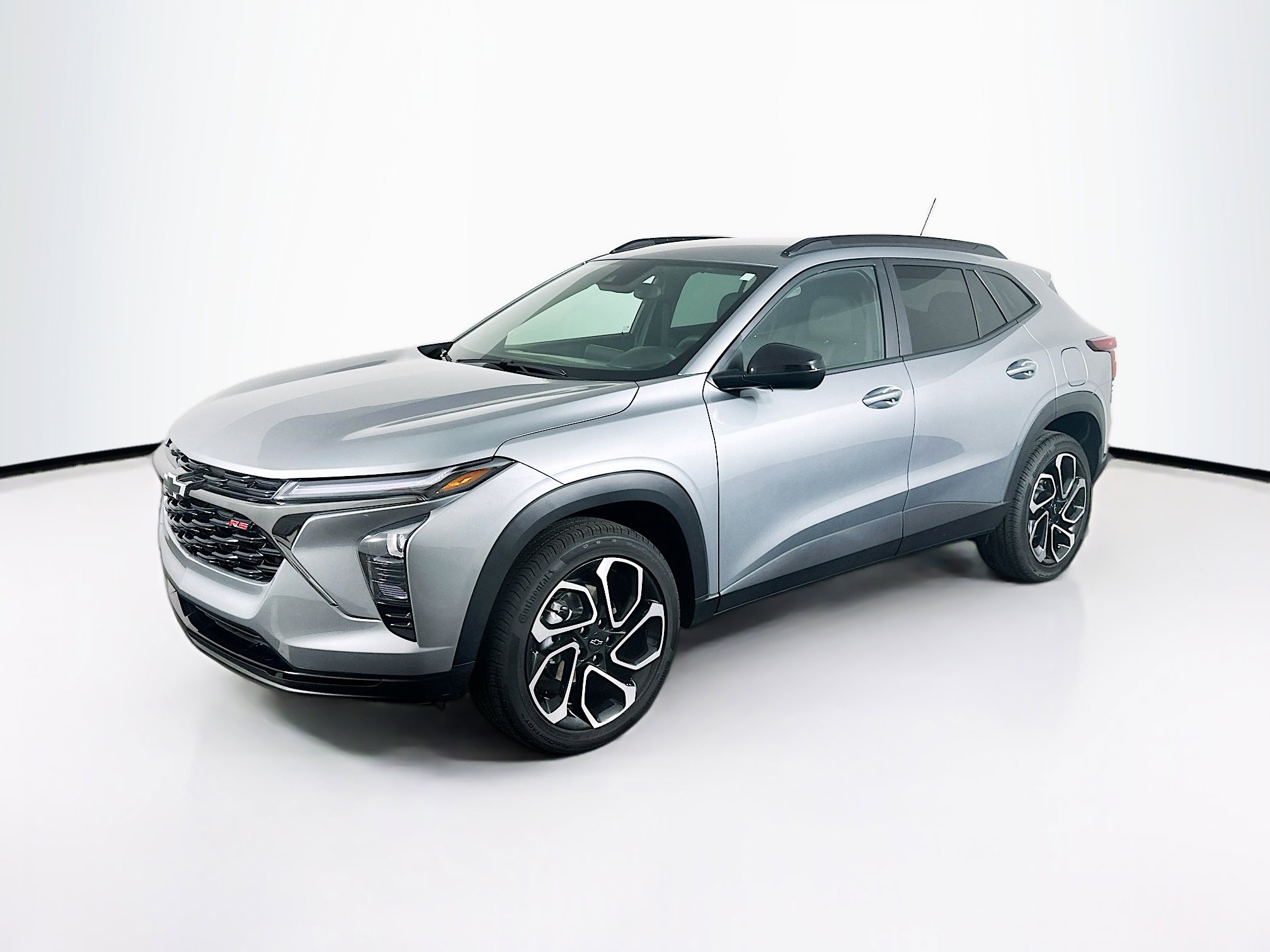 Used 2025 Chevrolet Trax RS FWD image 3