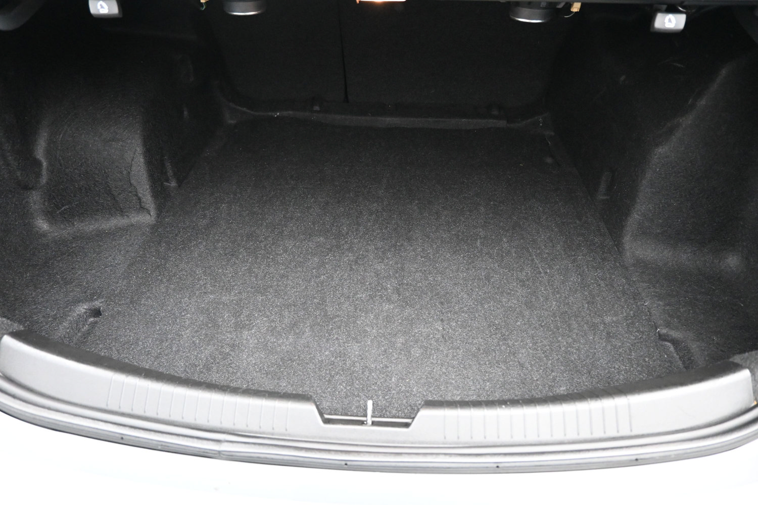 Used 2024 Chevrolet Malibu LT FWD image 12