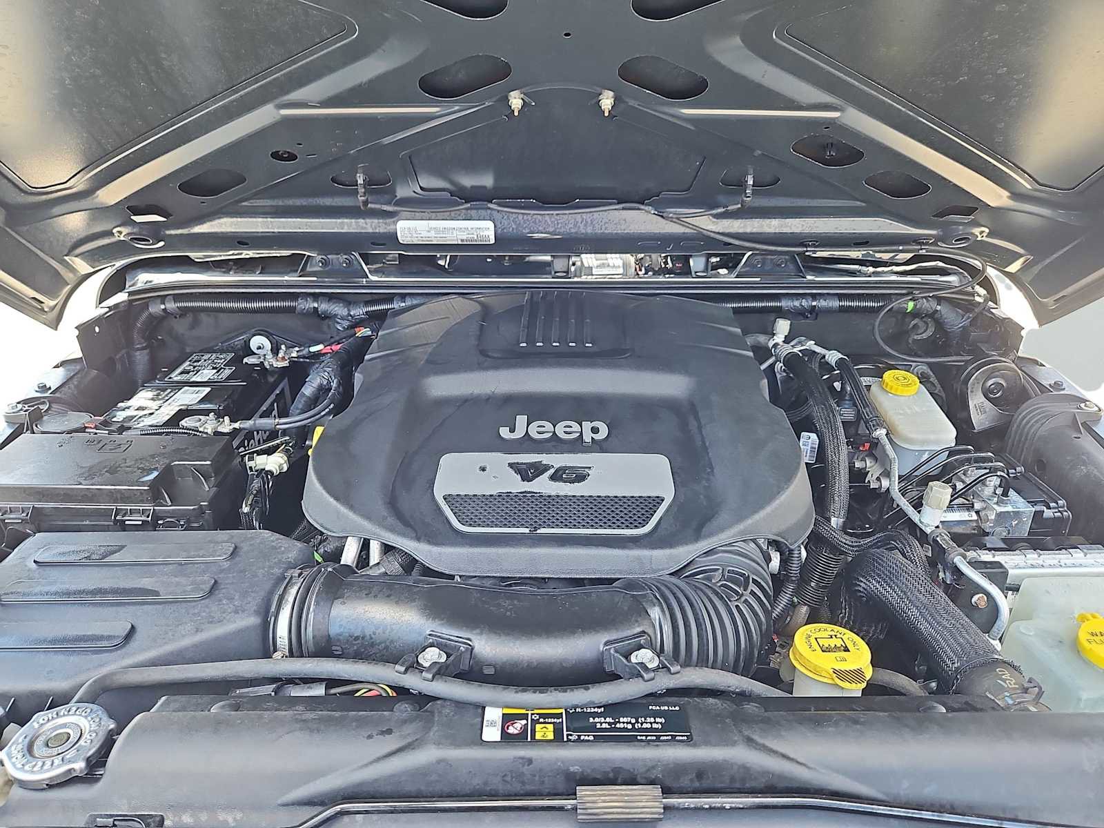 Used 2017 Jeep Wrangler Unlimited Sport w/ Quick Order Package 24S AWD/4WD image 31