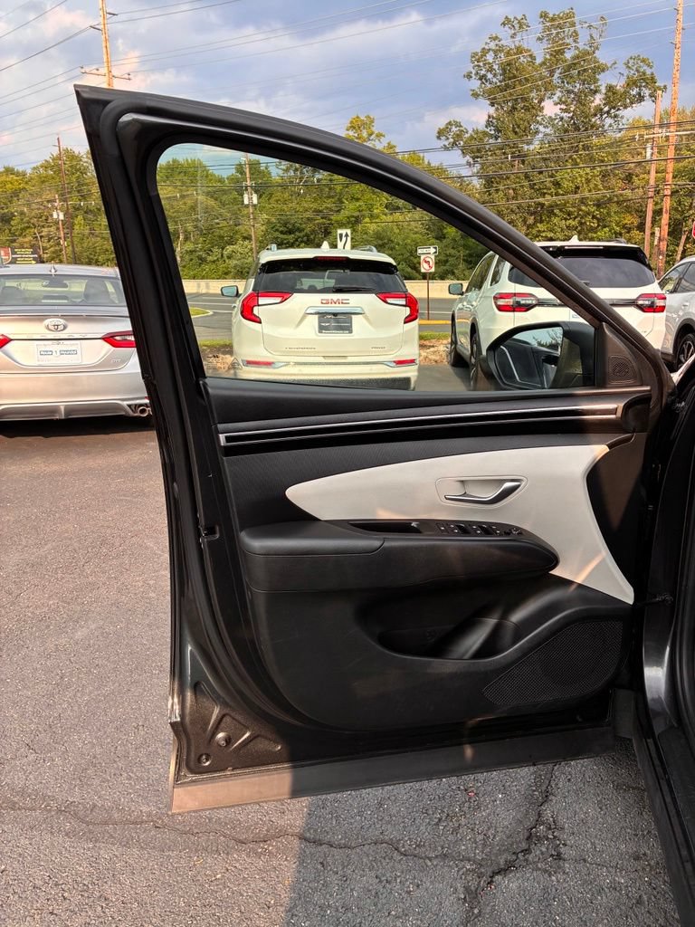 Used 2023 Hyundai Tucson SE AWD/4WD image 27