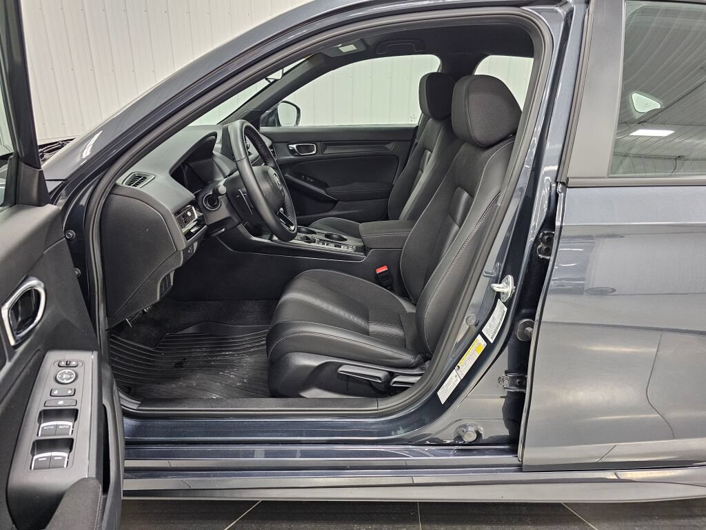 Certified 2025 Honda Civic Sport image 11