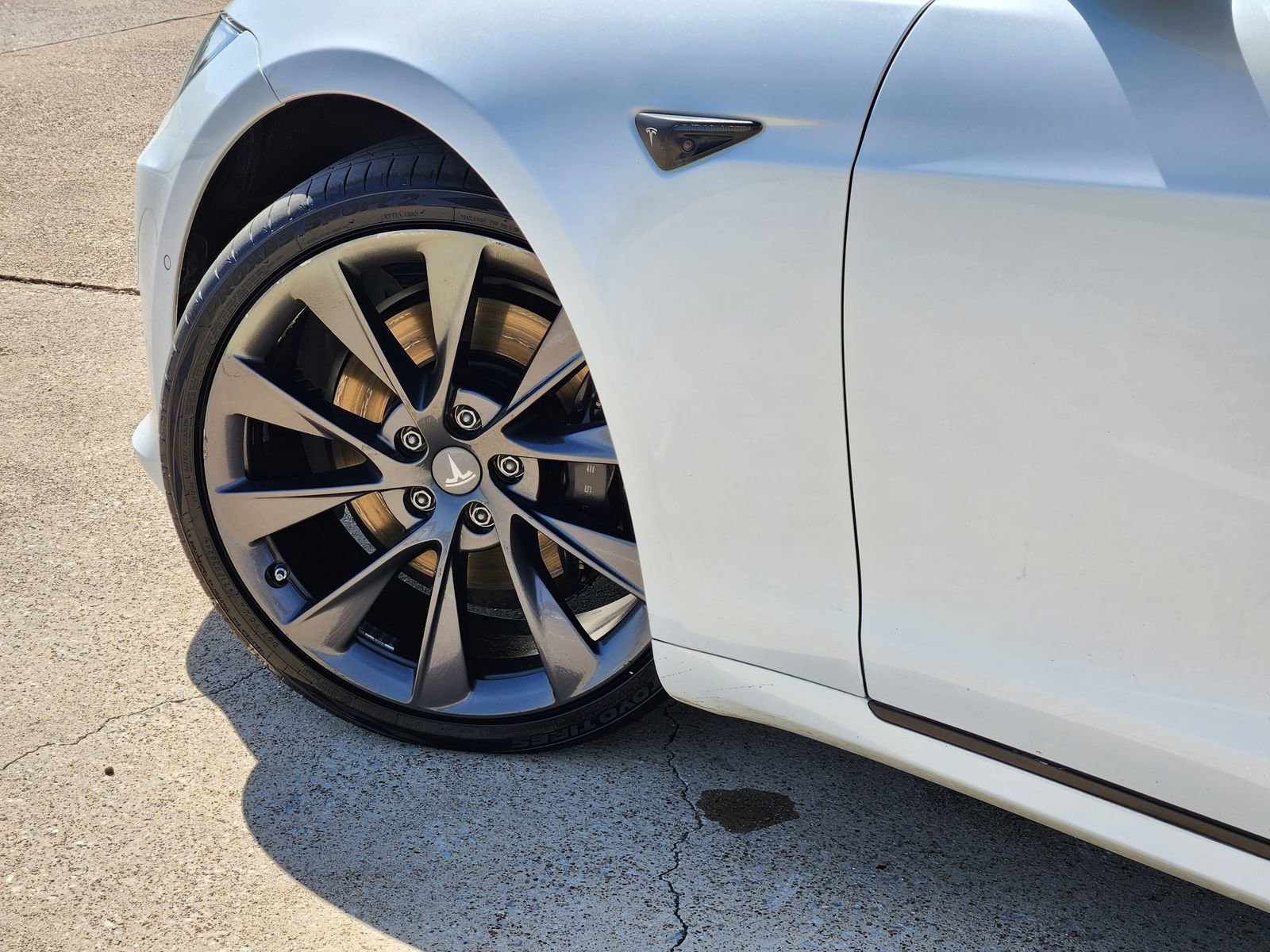 Used 2019 Tesla Model S AWD image 16