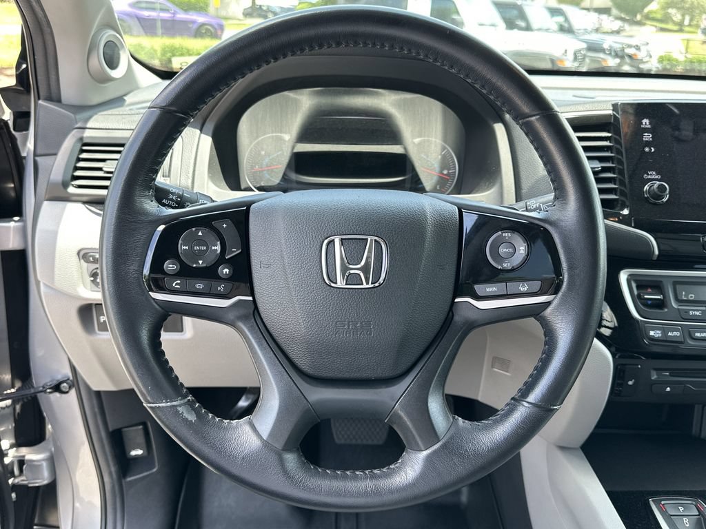 Used 2020 Honda Pilot Touring image 12