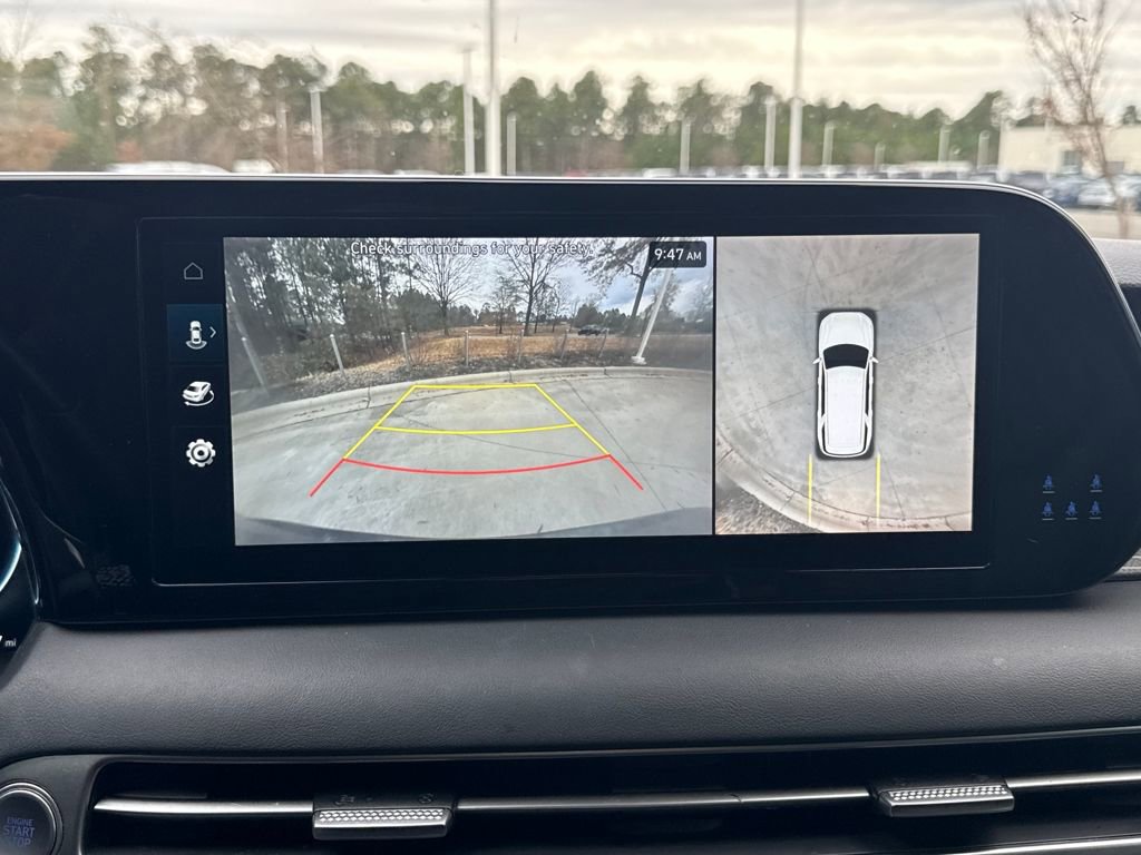 Used 2023 Hyundai Palisade Limited w/ Winter Package image 24