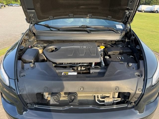 Used 2018 Jeep Cherokee Limited AWD/4WD image 33