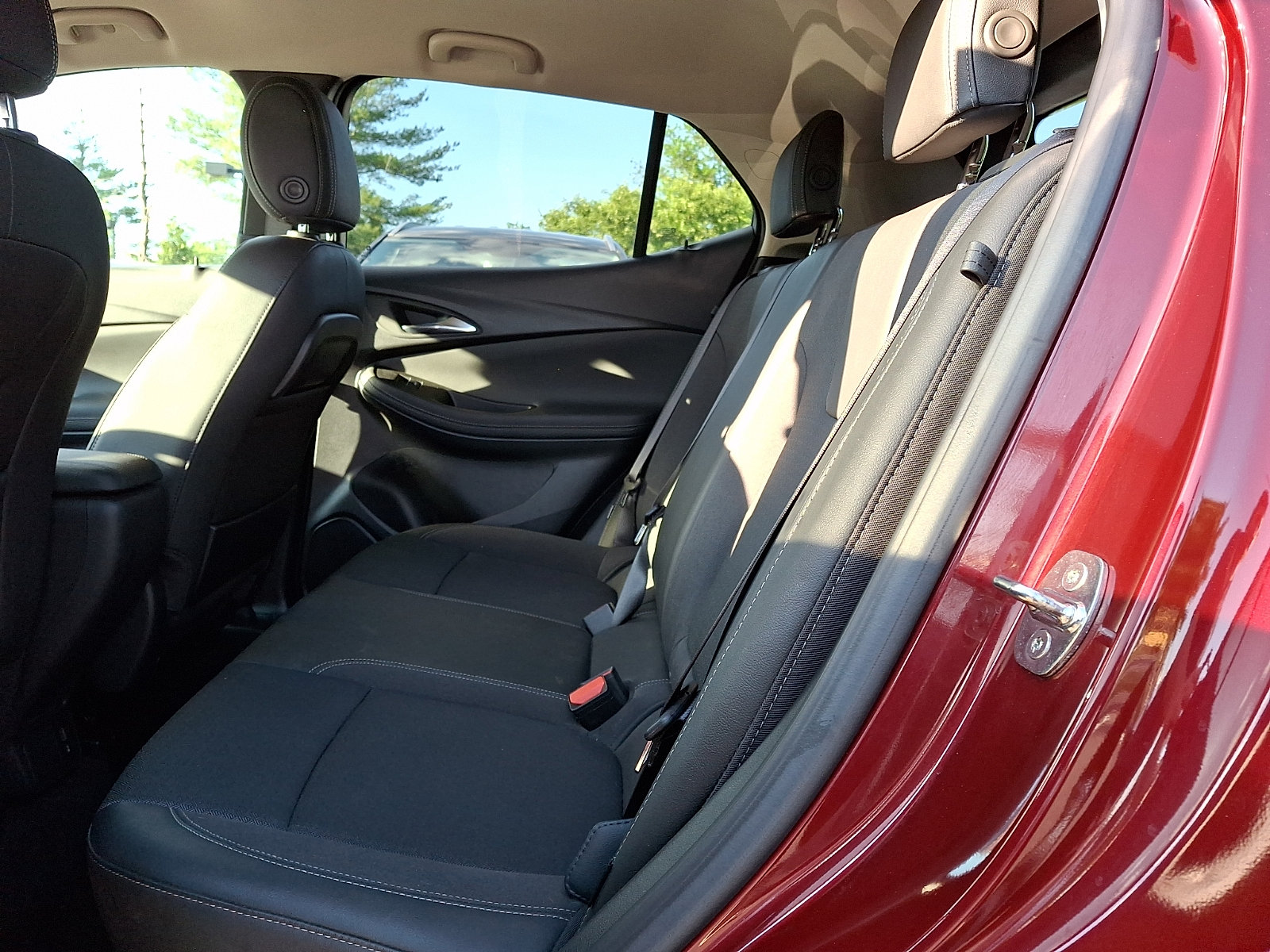 Certified 2023 Buick Encore GX Preferred w/ Cold Weather Comfort Package FWD image 10