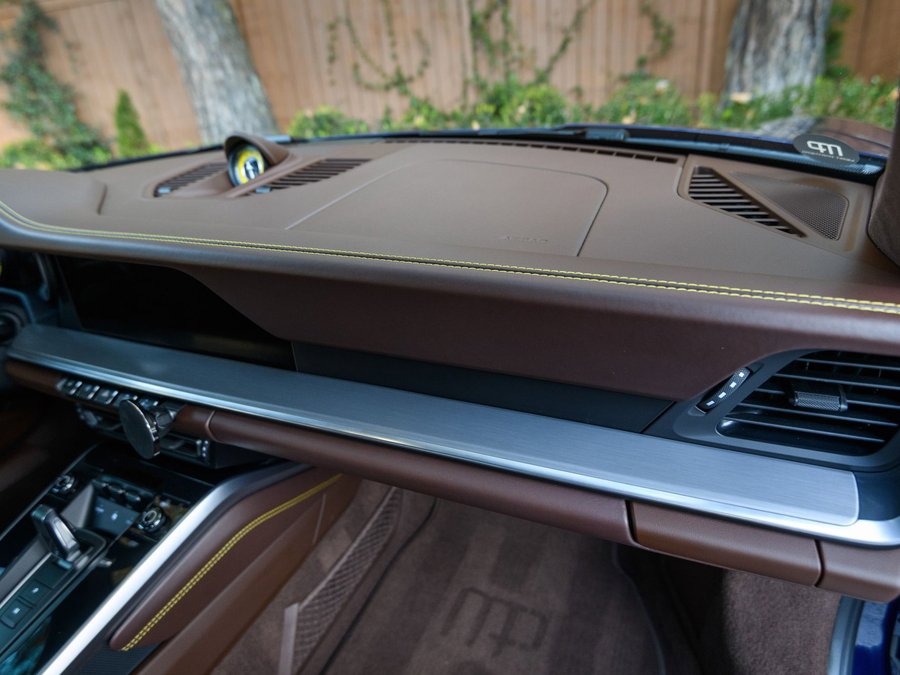 Used 2022 Porsche 911 Turbo S image 15