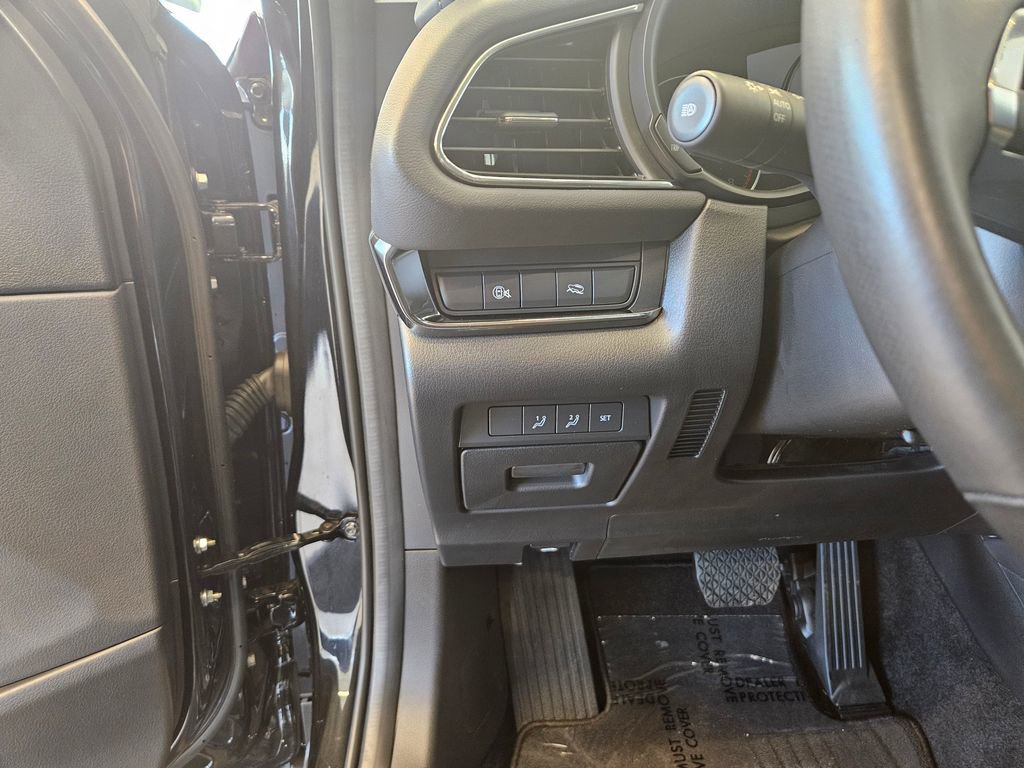 Used 2024 MAZDA CX-30 AWD 2.5 S w/ Preferred Package image 16