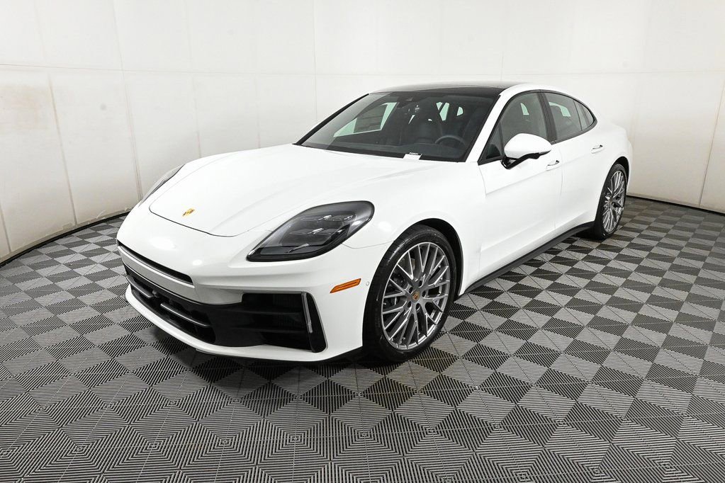 Used 2025 Porsche Panamera RWD image 1