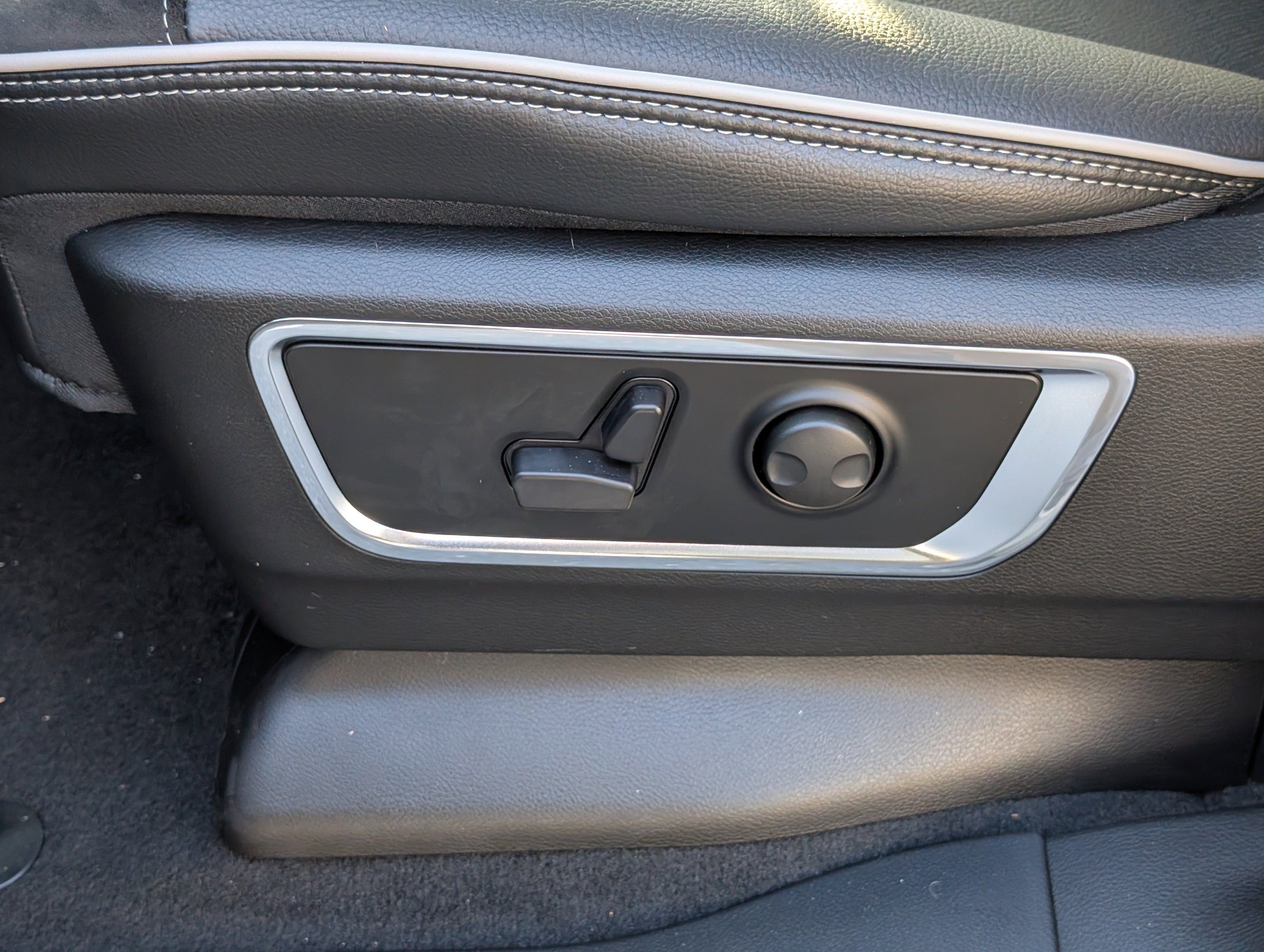 New 2026 RAM 1500 Laramie image 12