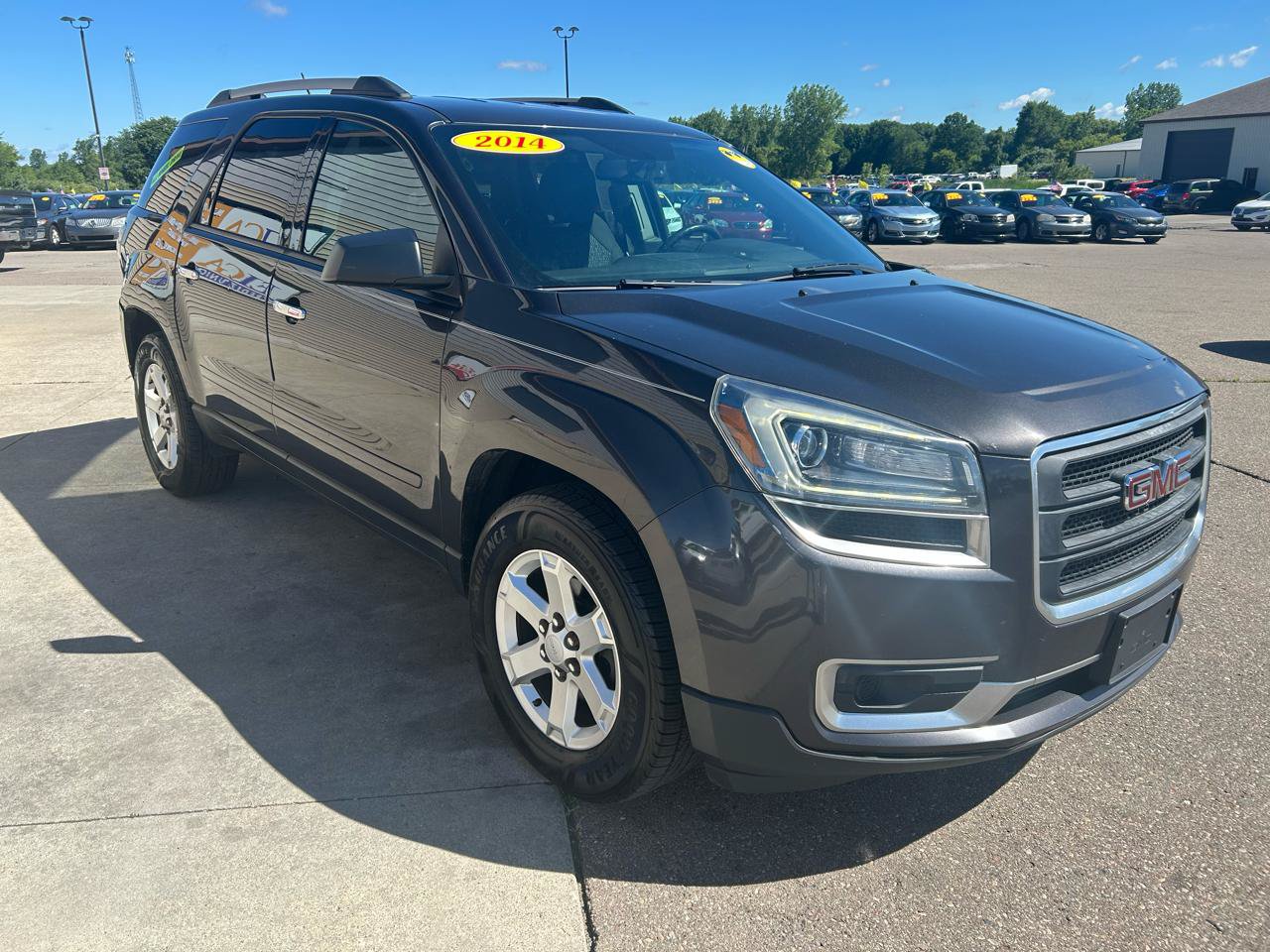 Used 2014 GMC Acadia SLE AWD/4WD image 3