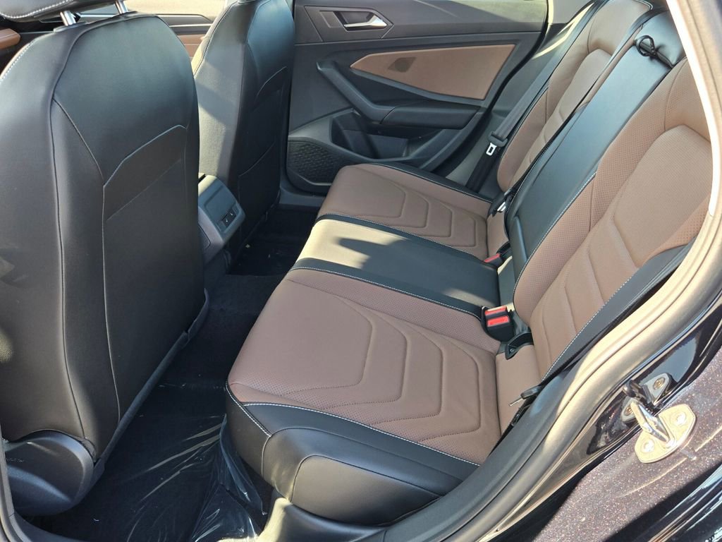 New 2026 Volkswagen Jetta SEL image 7