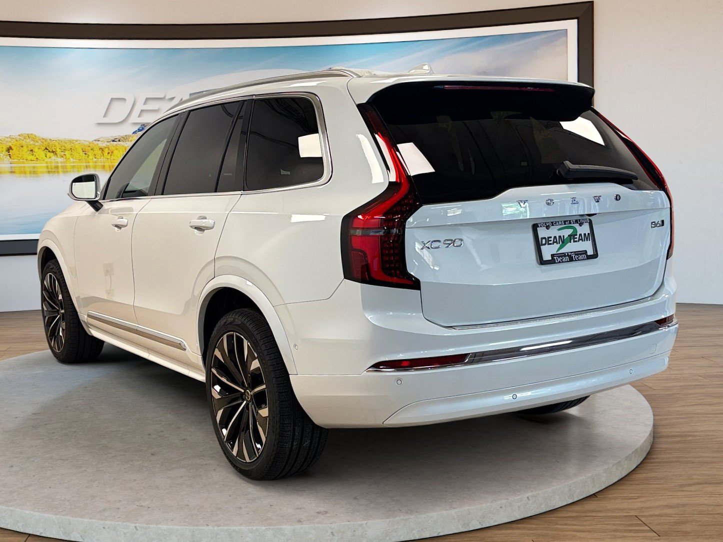 New 2026 Volvo XC90 B6 Plus w/ Protection Package AWD/4WD image 7