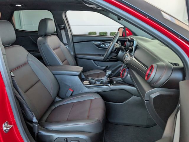 Certified 2024 Chevrolet Blazer RS w/ Driver Confidence II Package image 18