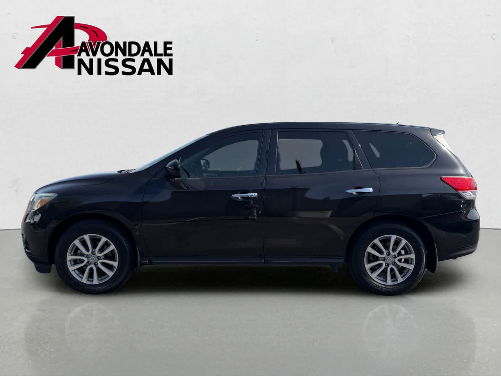 Used 2015 Nissan Pathfinder S FWD image 3