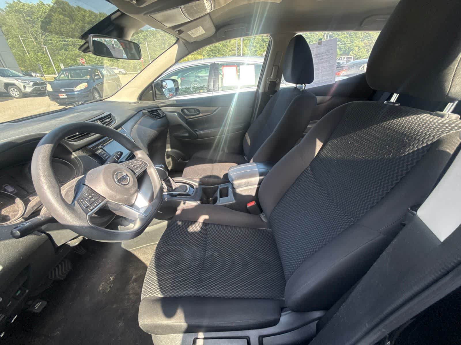 Used 2020 Nissan Rogue Sport S w/ Appearance Package AWD/4WD image 14
