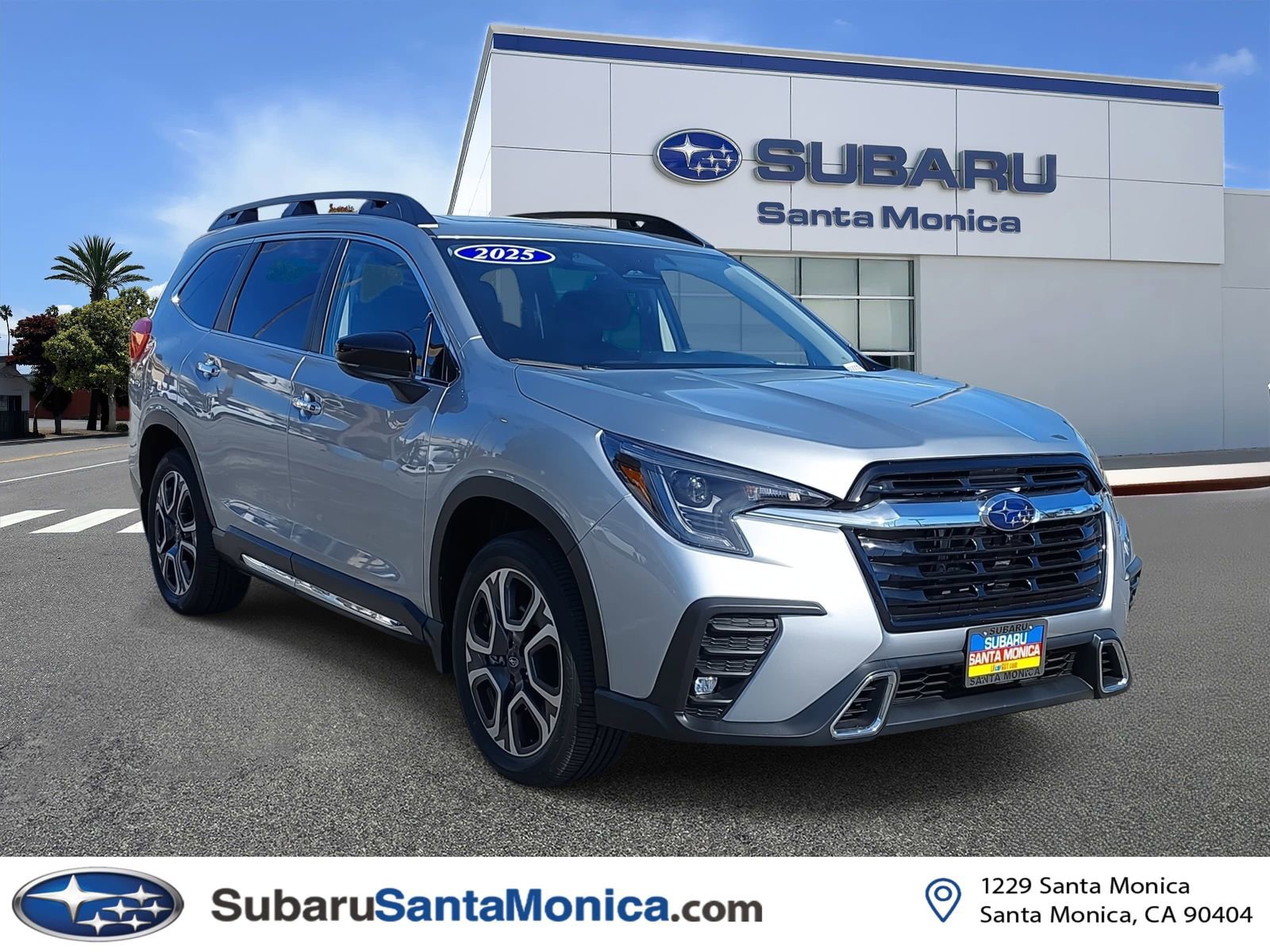 Certified 2025 Subaru Ascent Touring w/ Popular Package #2 image 1