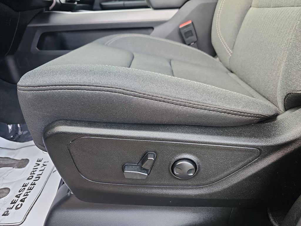 Used 2023 RAM 1500 Big Horn image 32