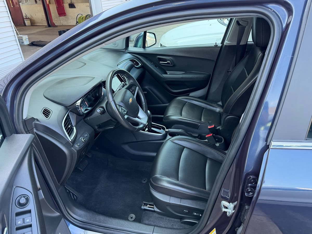 Used 2019 Chevrolet Trax Premier AWD/4WD image 4