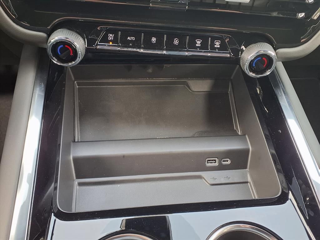 New 2026 Chevrolet Tahoe LS image 15