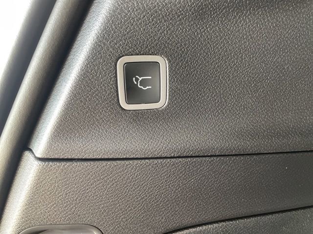 New 2026 Chrysler Pacifica Select image 45