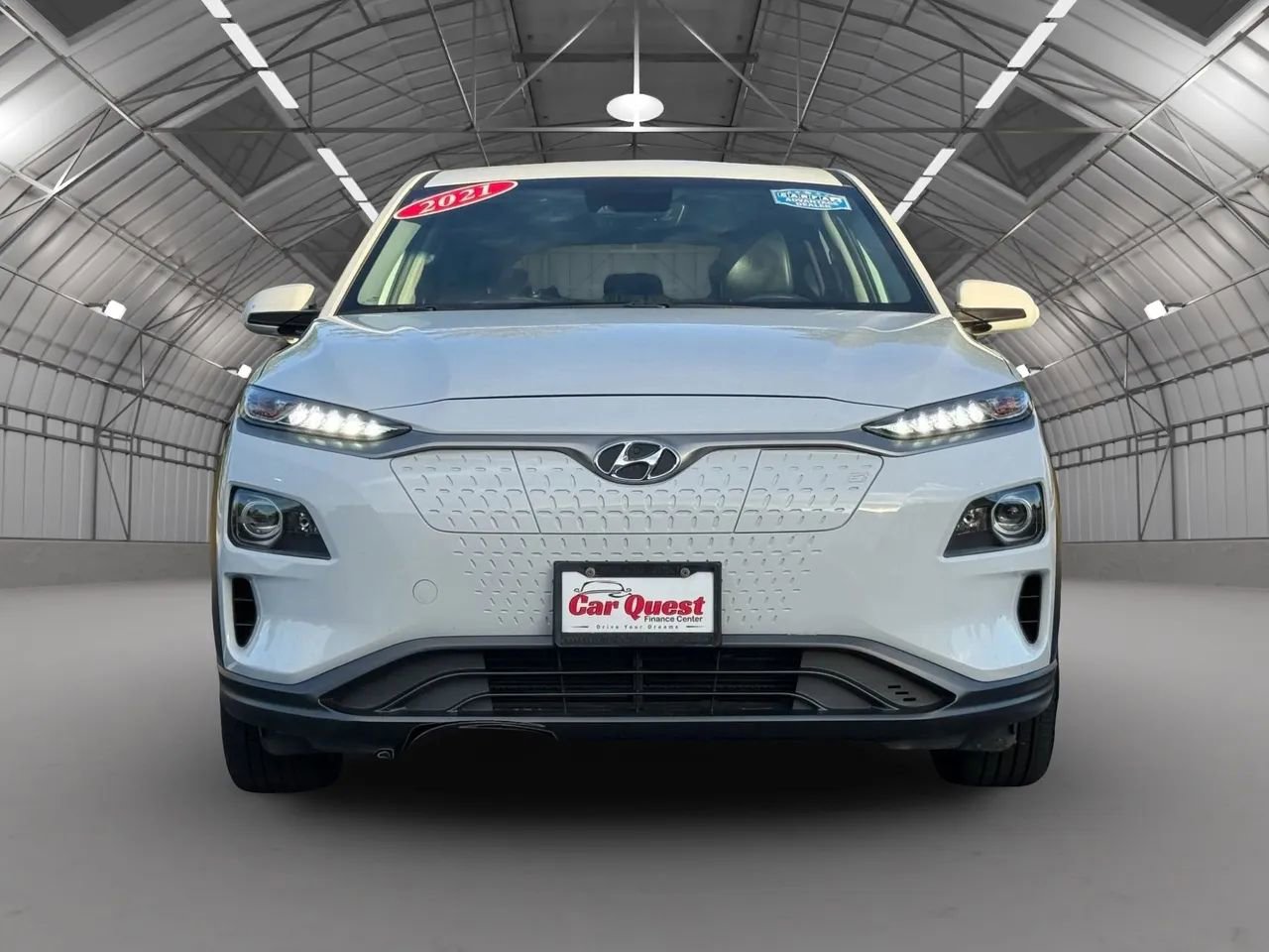 Used 2021 Hyundai Kona Limited image 2
