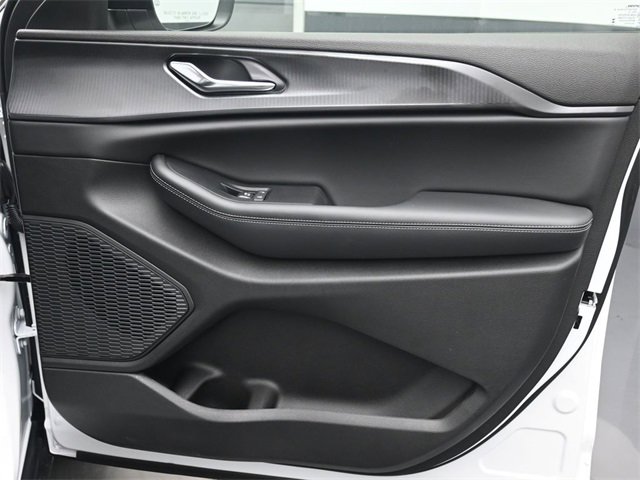 New 2025 Jeep Grand Cherokee Laredo X image 15