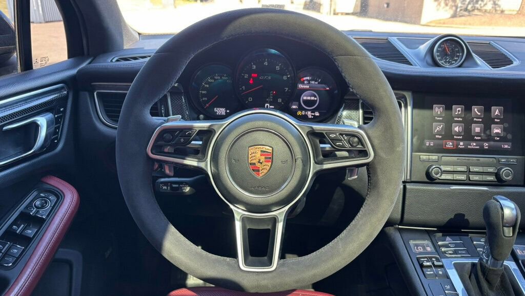 Used 2018 Porsche Macan GTS image 24