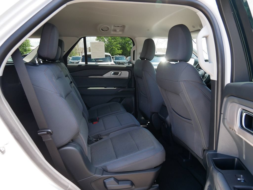 New 2026 Ford Explorer Active AWD/4WD image 13