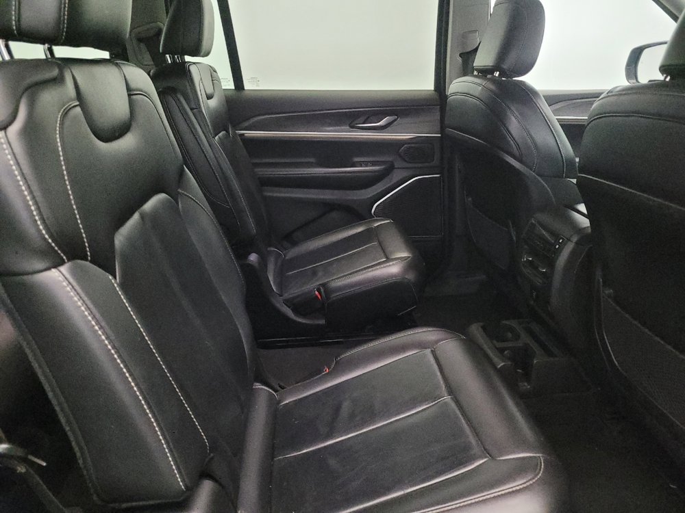 Used 2021 Jeep Grand Cherokee L Limited AWD/4WD image 19
