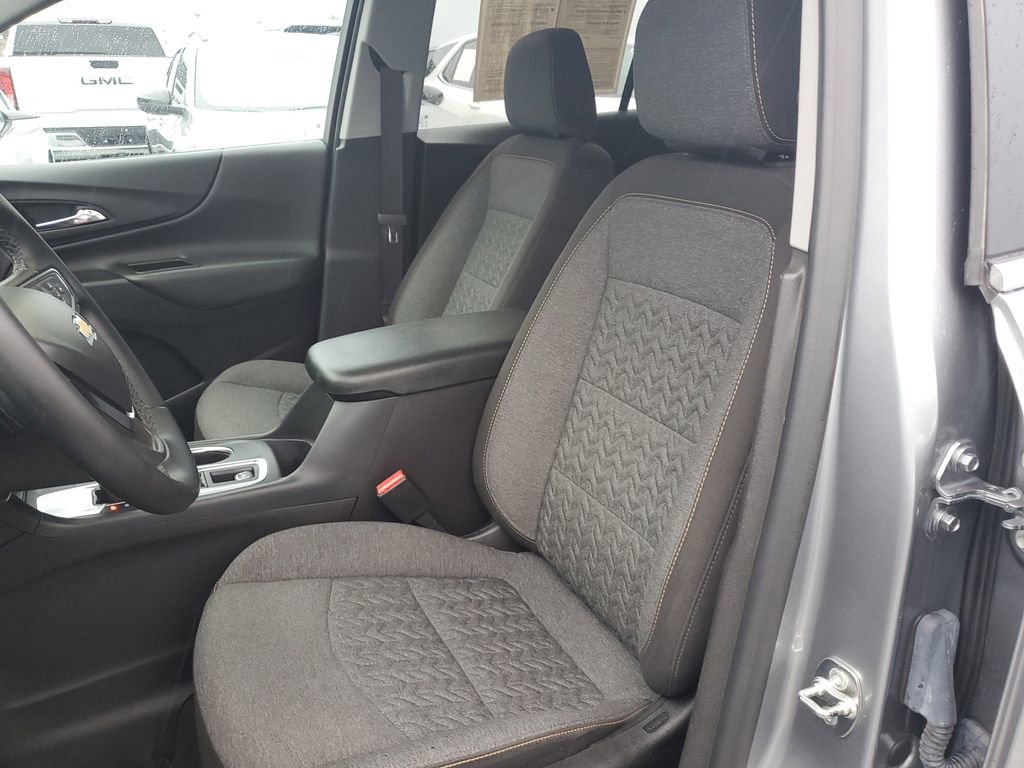 Used 2024 Chevrolet Equinox LT image 17