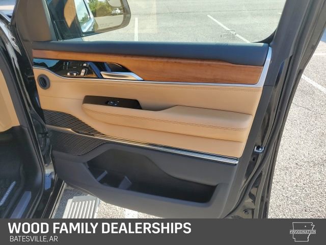 Used 2024 Jeep Grand Wagoneer L Series III w/ Rear Seat Video Group 1 image 34