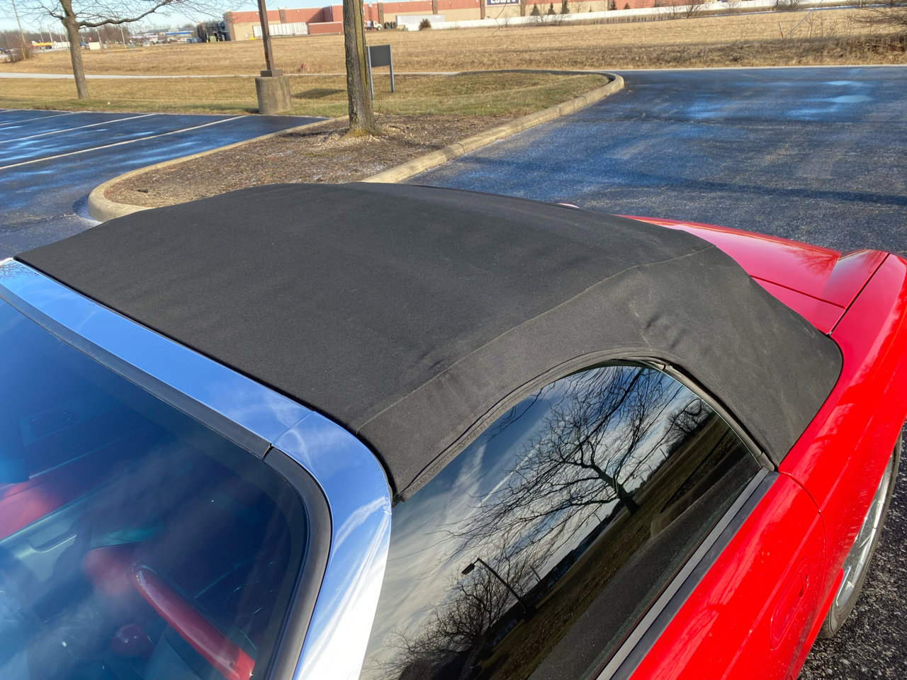 Used 2002 Ford Thunderbird Deluxe image 45