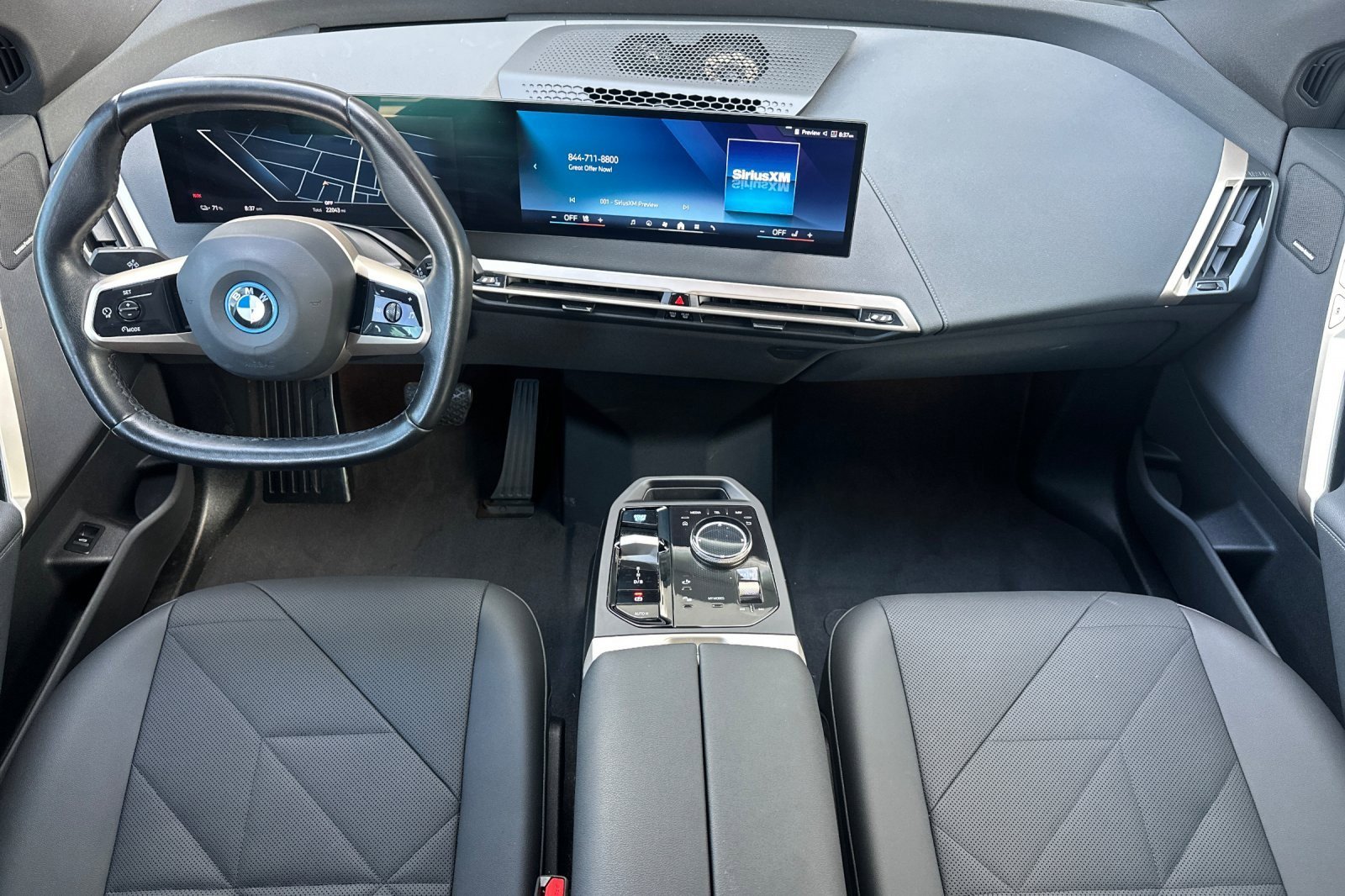 Used 2024 BMW iX xDrive50 AWD/4WD image 12