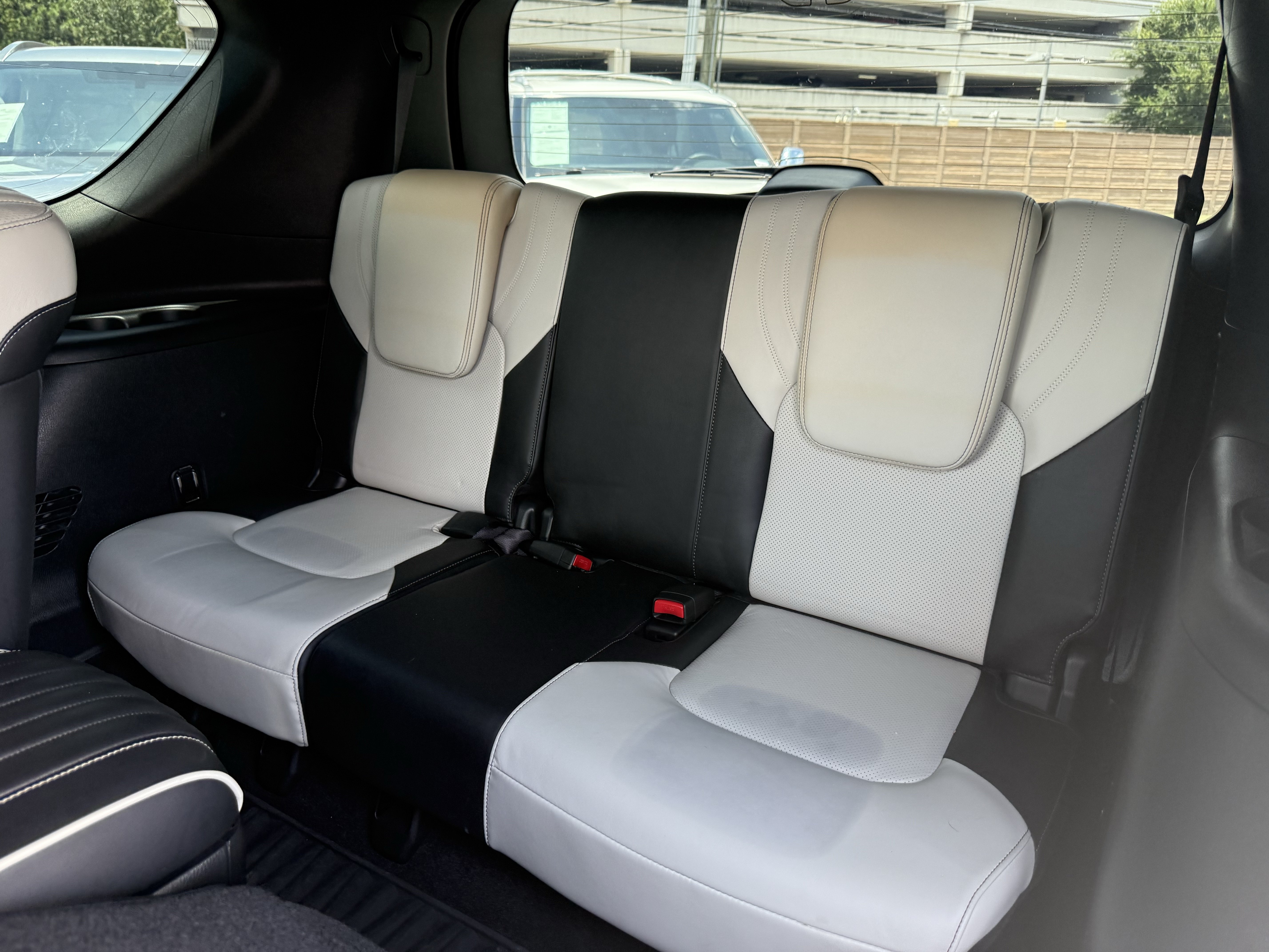 Used 2020 INFINITI QX80 Limited w/ All-Season Package AWD/4WD image 16