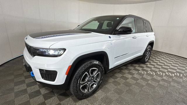 Used 2022 Jeep Grand Cherokee Trailhawk AWD/4WD image 6