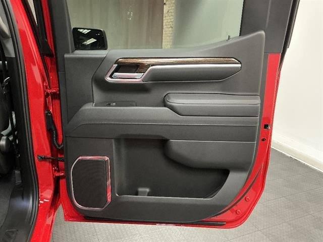 New 2026 GMC Sierra 1500 Elevation w/ Elevation Premium Package AWD/4WD image 33